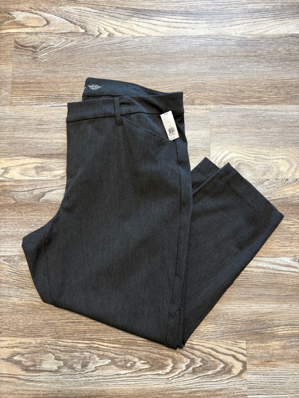 Old Navy Gray High Rise Pixie Skinny Ankle Pants 20 NWT